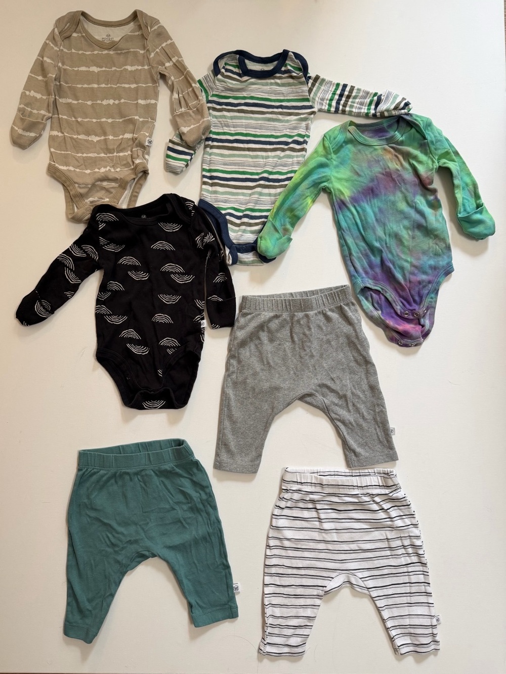 Honest Baby 7 Piece Organic Cotton Baby Clothes Bundle 3-6M